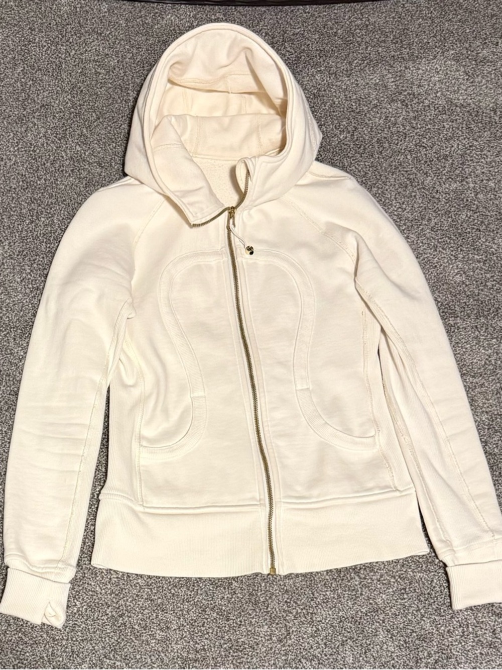 Lululemon Women's Cream Zip-Up Scuba Hoodie